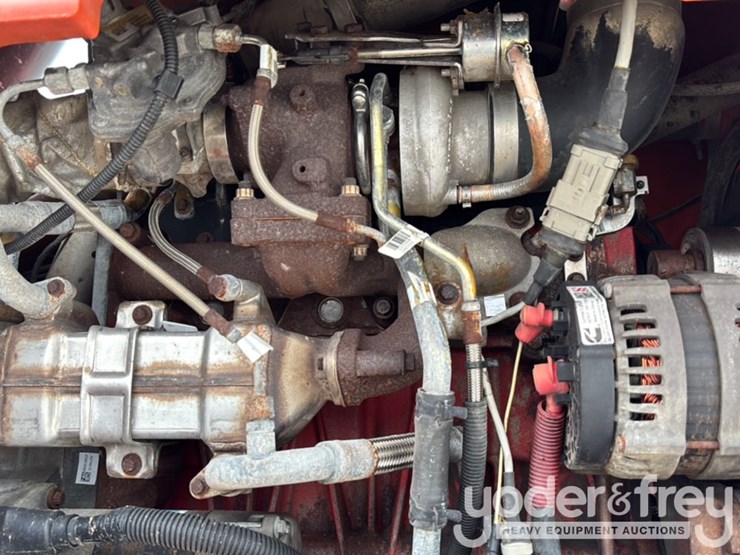 2016-sky-trak-6042-image-30