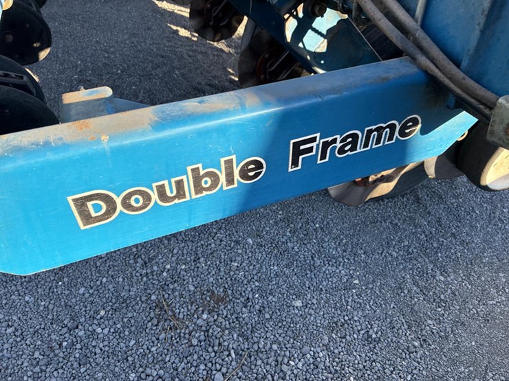 2009-kinze-3000-image-24