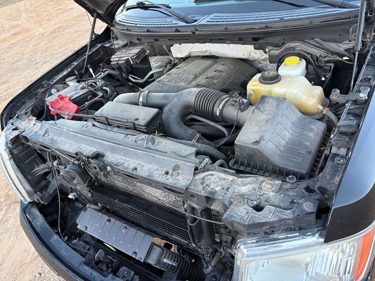 2014-ford-f150-xlt-image-28