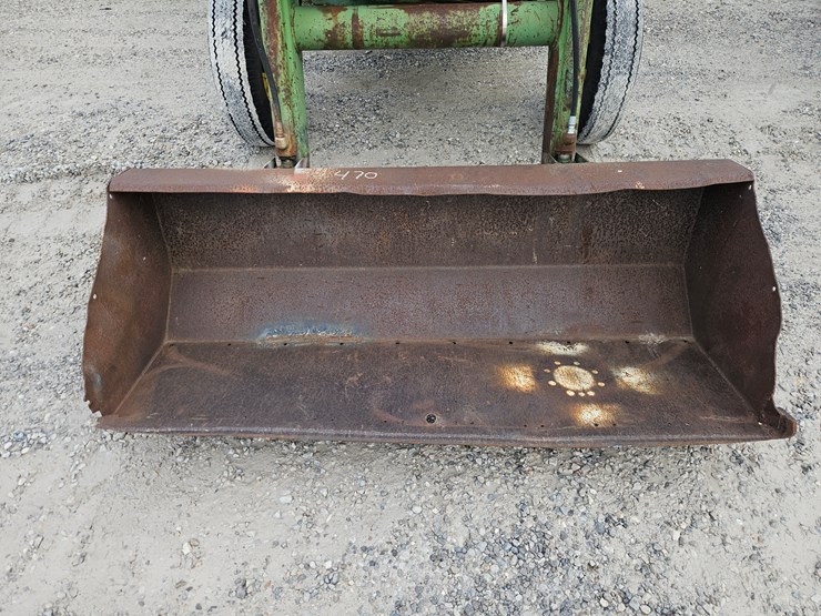 1983-john-deere-2350-image-3