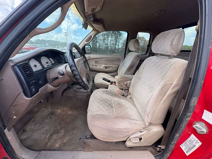 2002-toyota-tacoma-image-9