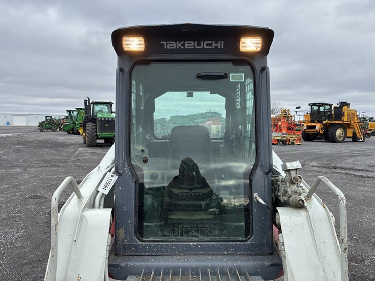 takeuchi-tl250-image-19