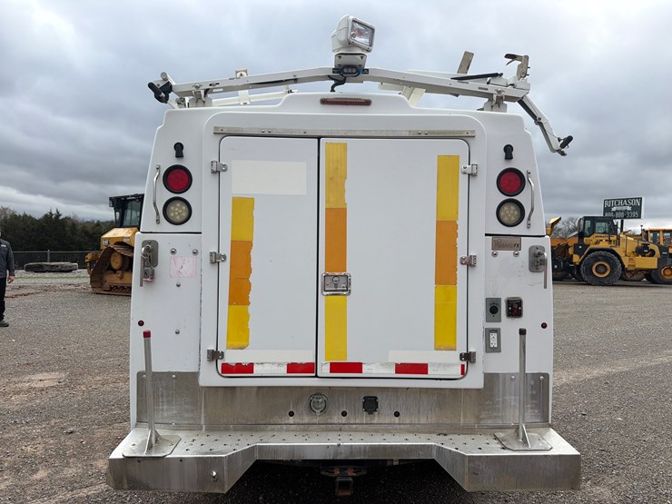 chevrolet-2500hd-image-5