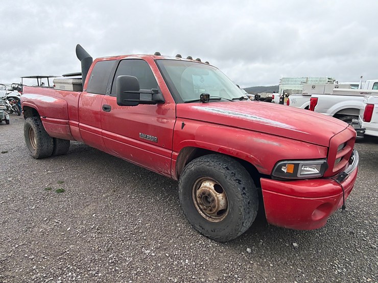 dodge-ram-3500-image-3