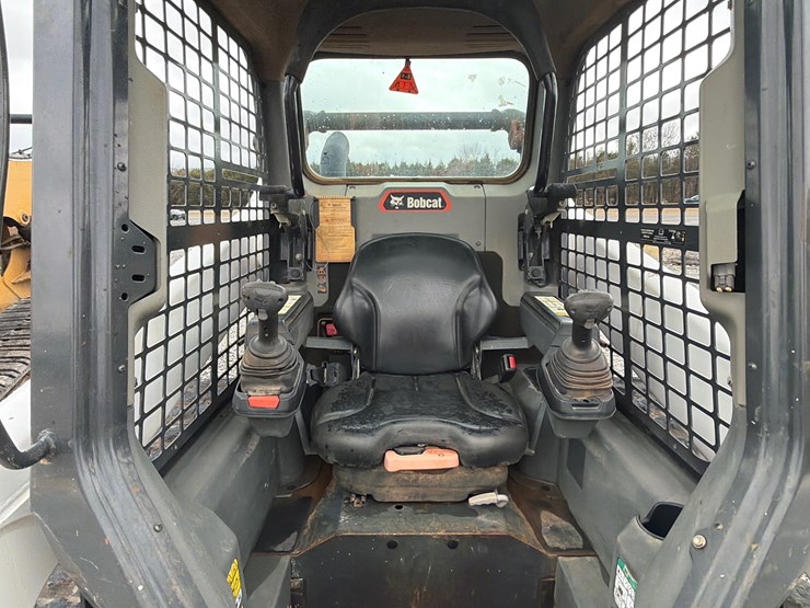 2021-bobcat-t66-image-8