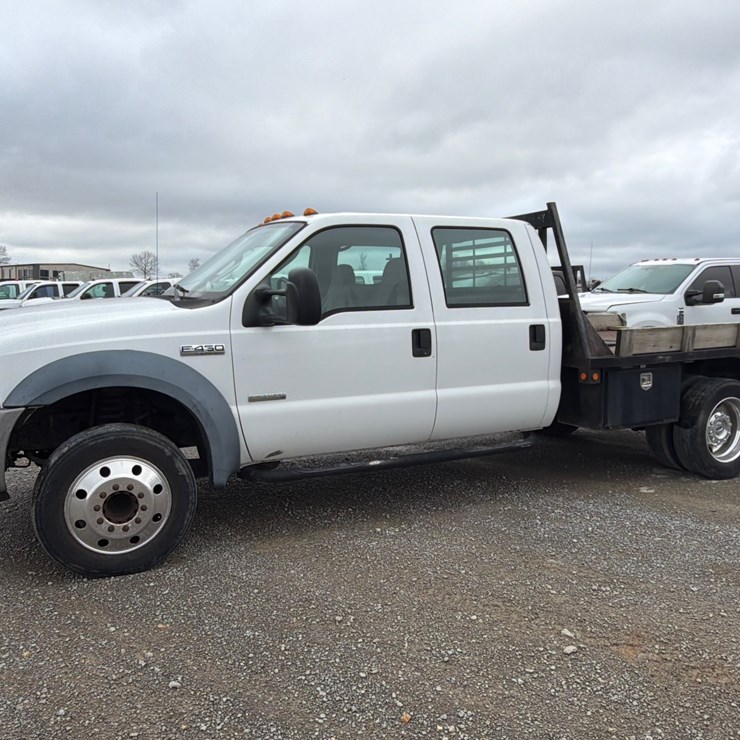 2006 FORD F450 XL