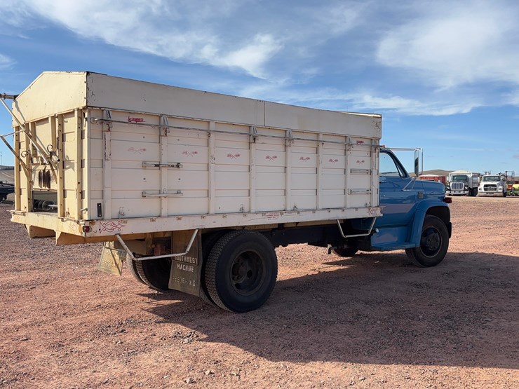 1973-chevrolet-c65-image-5