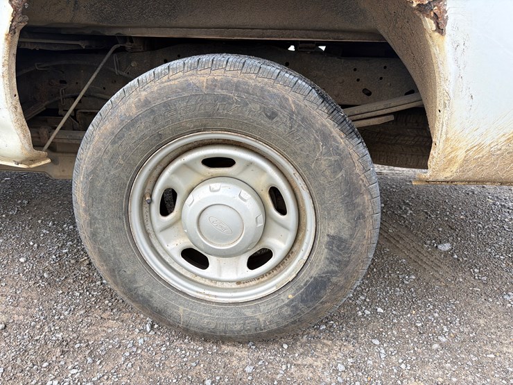 ford-f250-xl-image-7