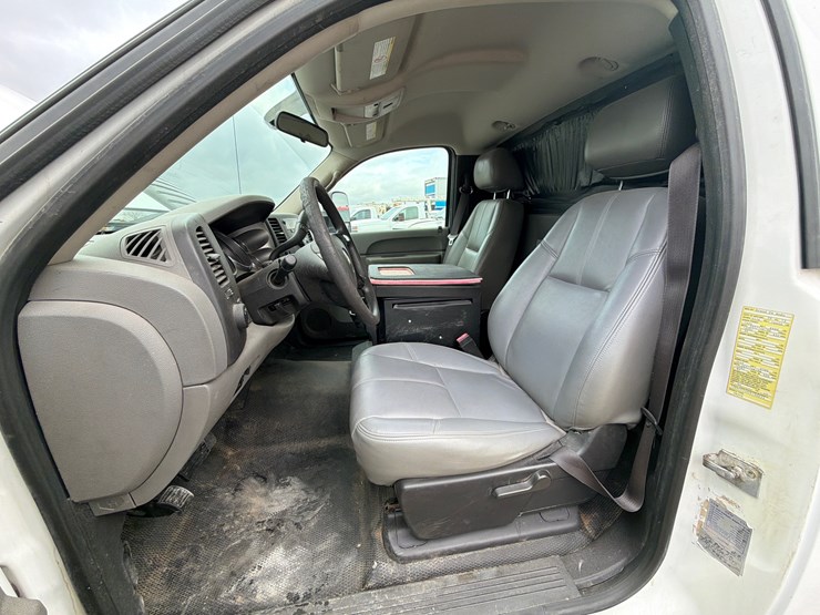 chevrolet-2500hd-image-15