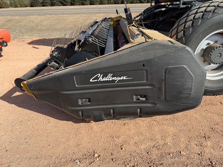 2011-challenger-sp115c-image-30