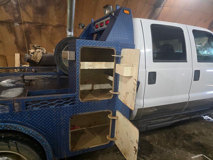 2006-ford-f550-image-7