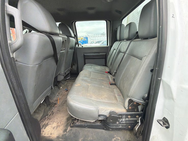 ford-f250-xl-image-16