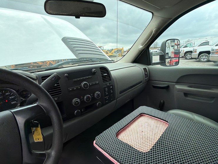 chevrolet-2500hd-image-12