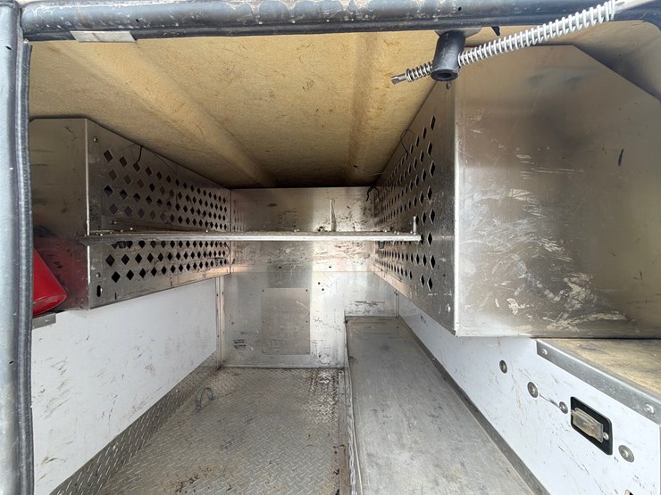 chevrolet-2500hd-image-8