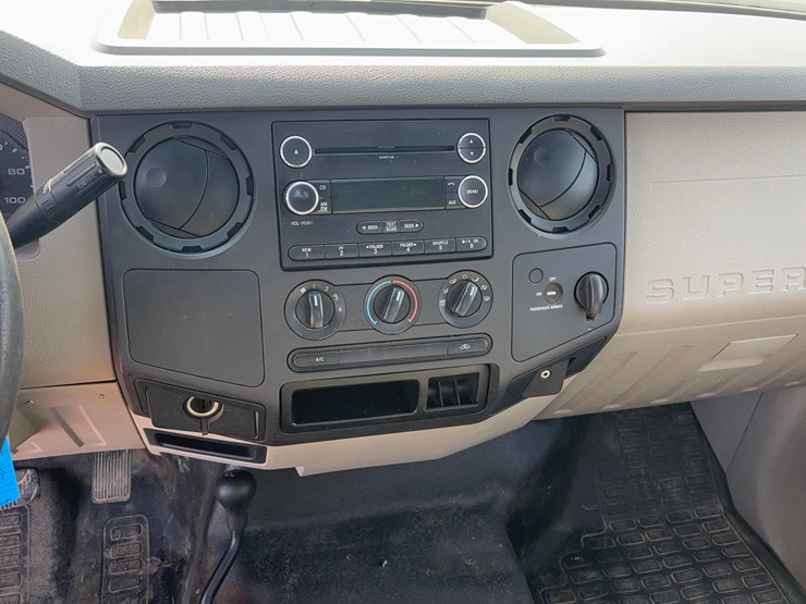 2009-ford-f250-image-13