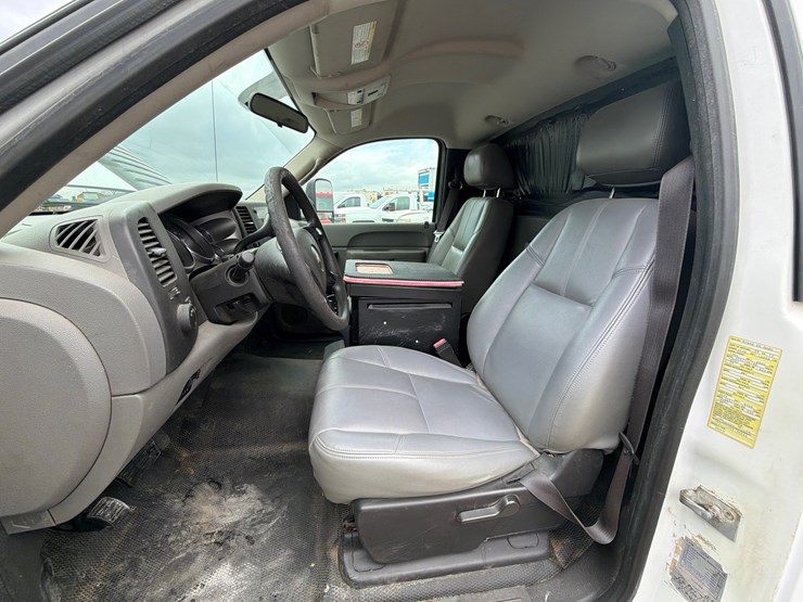 chevrolet-2500hd-image-10