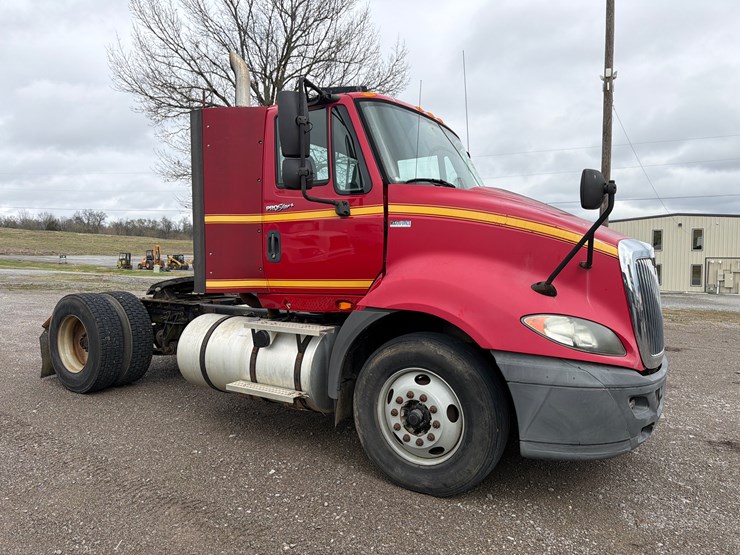 international-prostar-image-3