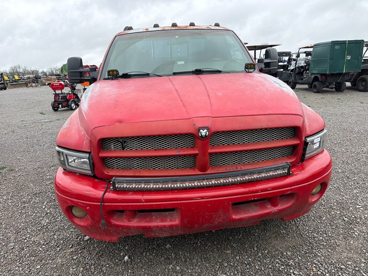 dodge-ram-3500-image-2