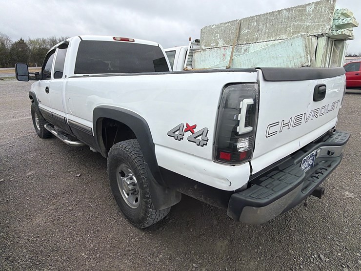 chevrolet-2500hd-image-8