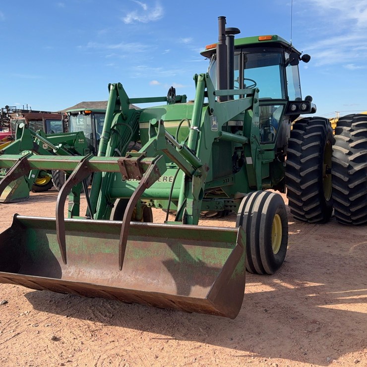 JOHN DEERE 4640
