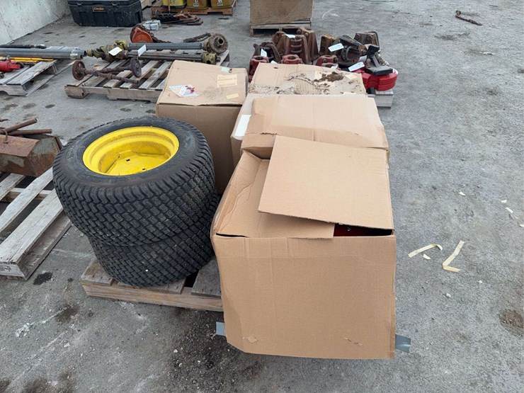 tractor-seats-and-tires-image-2