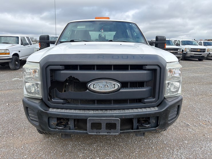 ford-f250-xl-image-2