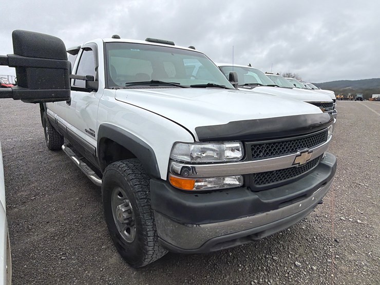 chevrolet-2500hd-image-3