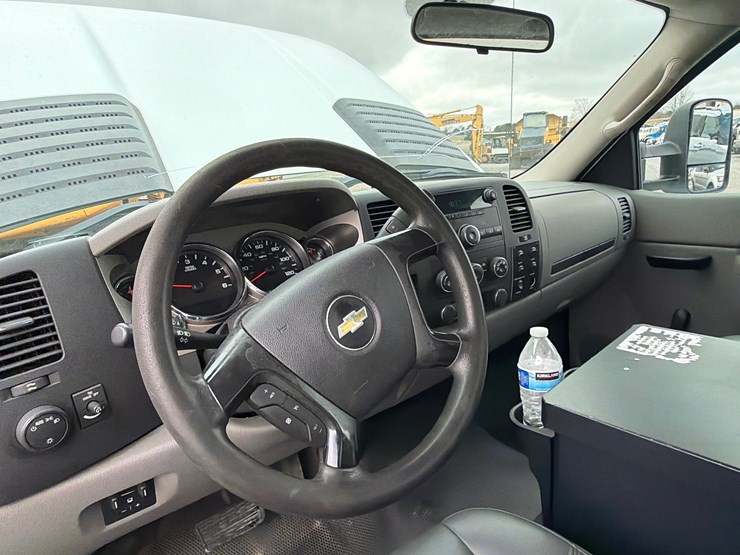 chevrolet-2500hd-image-14