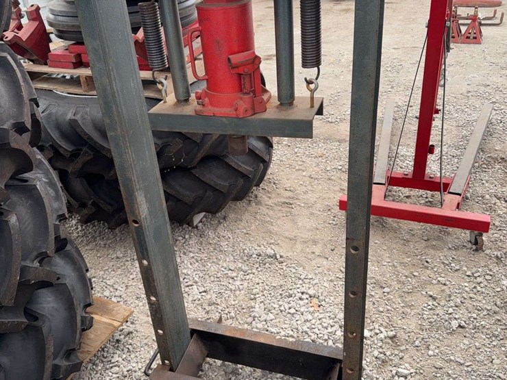 standard-manufacturing-30-ton-shop-press-image-4