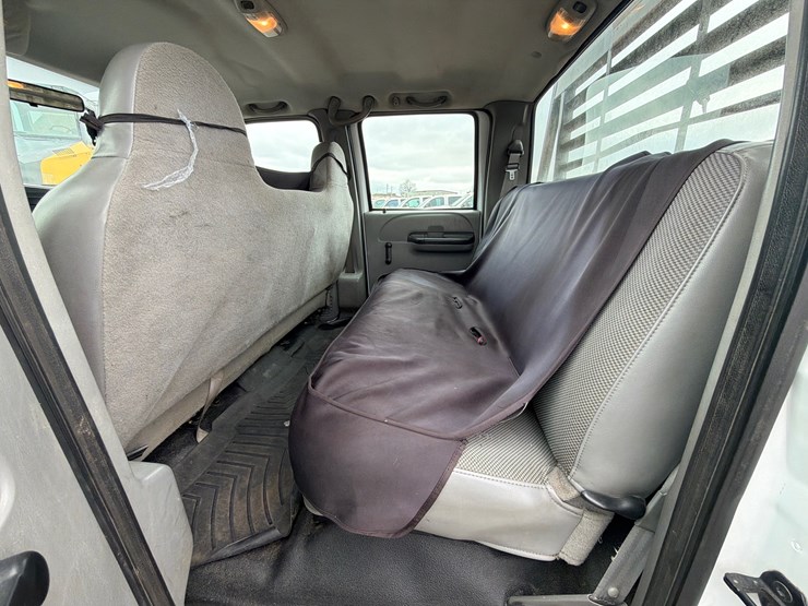 2006-ford-f450-xl-image-12