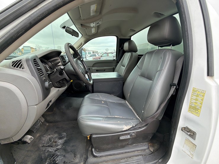 chevrolet-2500hd-image-12