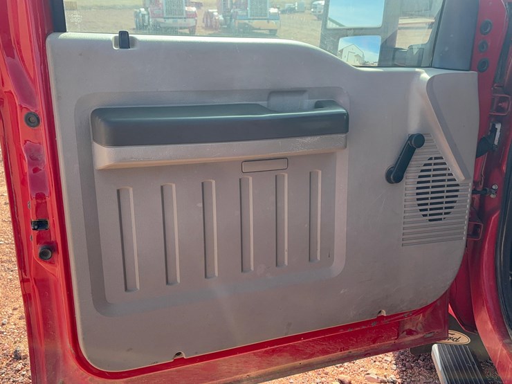 2009-ford-f250-image-11