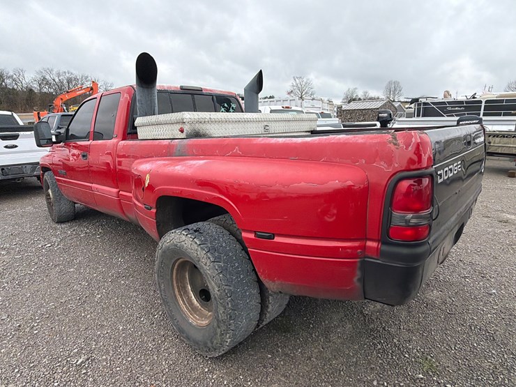 dodge-ram-3500-image-5