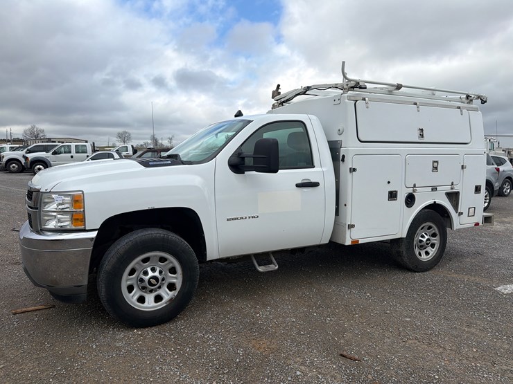 chevrolet-2500hd-image-1