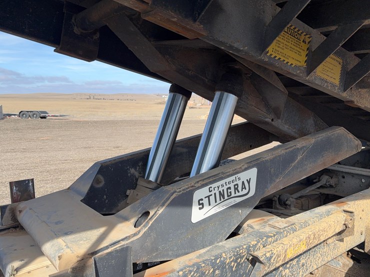 1983-ford-l800-image-31