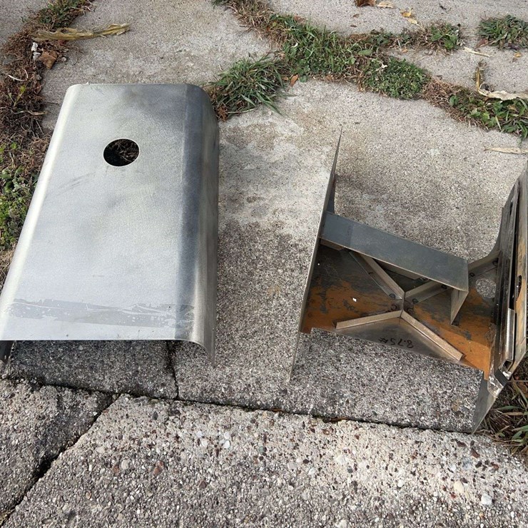 Reproduction John Deere Unstyled L Hood and Panel