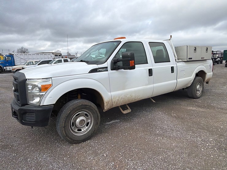 ford-f250-xl-image-1