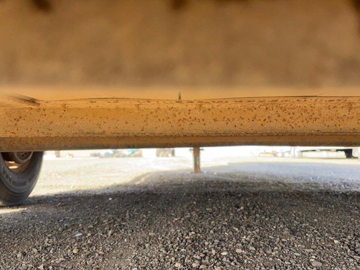 2003-titan-trailer-image-10