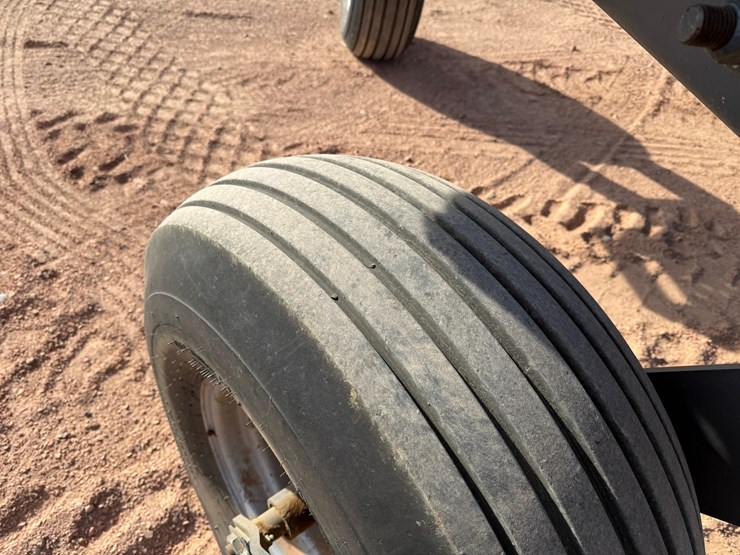 2011-challenger-sp115c-image-23