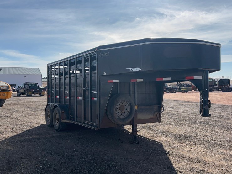 2003-titan-trailer-image-3