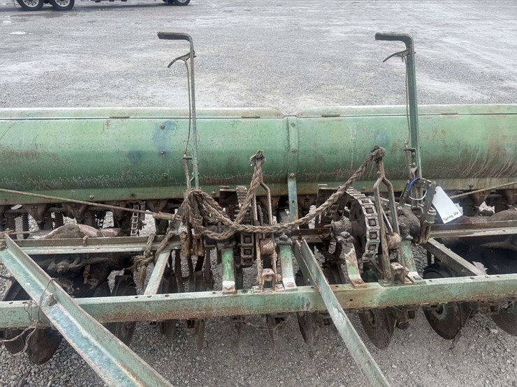 oliver-grain-drill-image-6