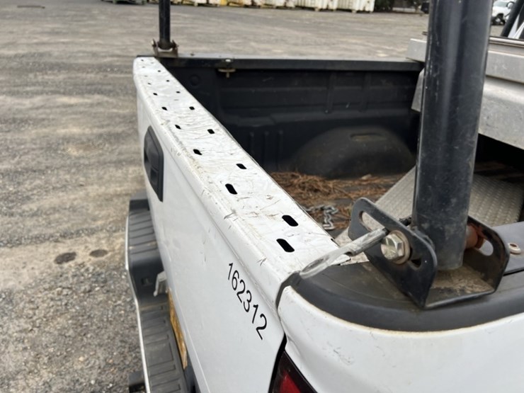 2016-chevrolet-colorado-image-23