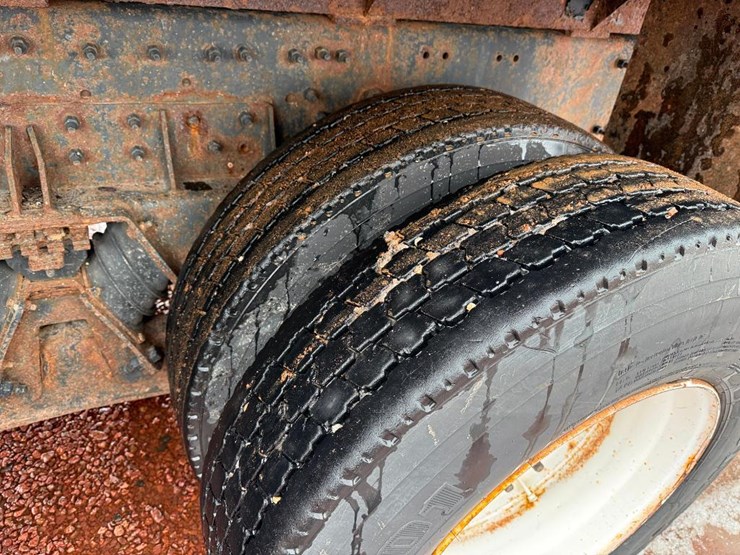 #280-•-lot-280-image-15