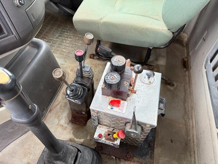 #280-•-lot-280-image-71