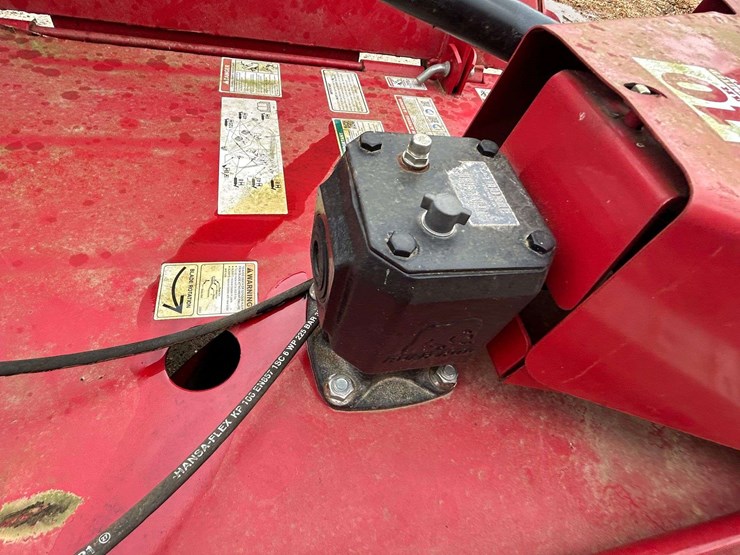 bush-hog-1812-image-13