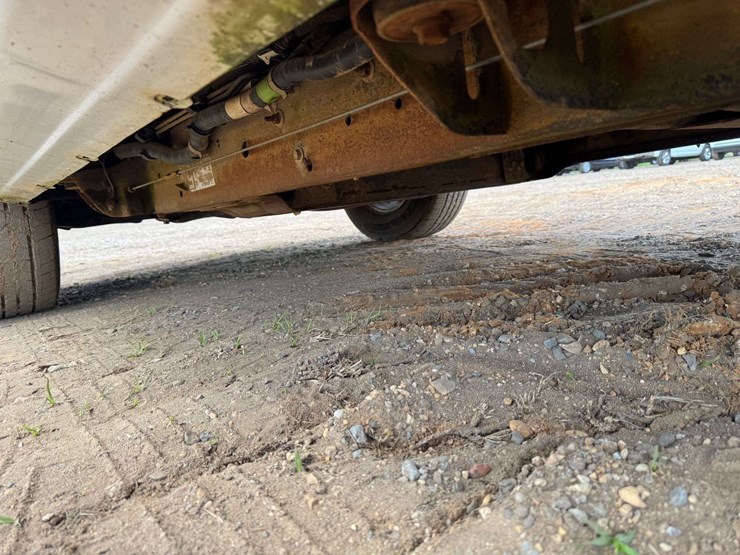 2005-gmc-sierra-1500-sle-image-21