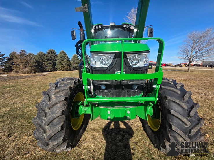 2020-john-deere-6155m-image-13