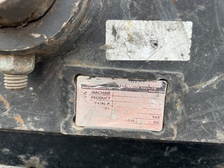 2021-deere-135g-image-14