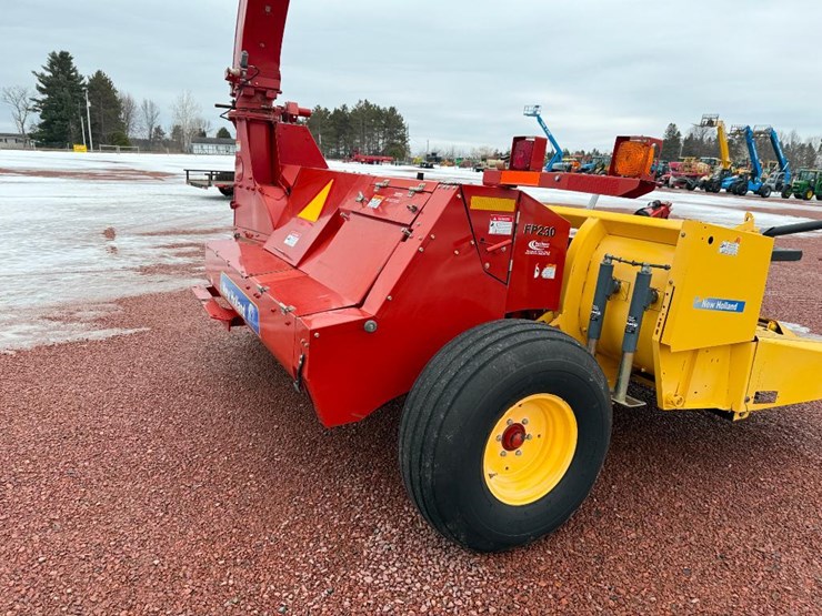 2009-new-holland-fp230-image-19