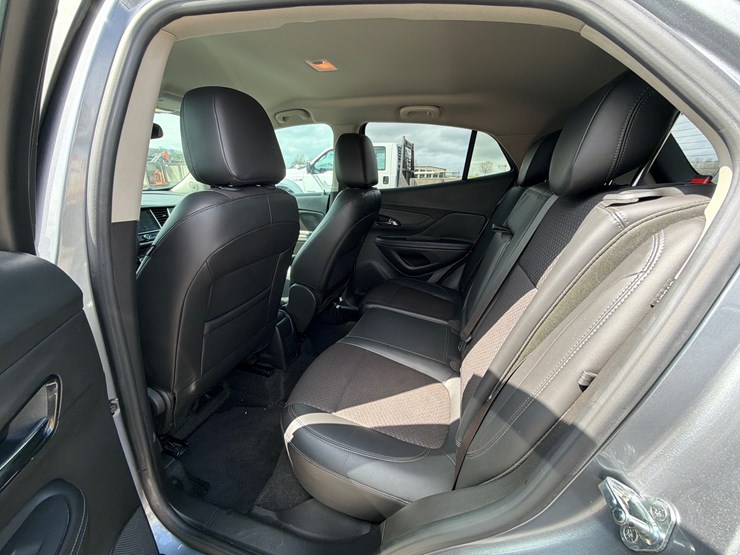 2019-buick-encore-image-14